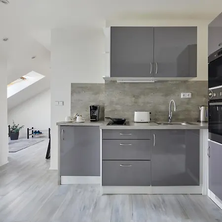 Apartment Airy Rooftop Flat In Michle By Days